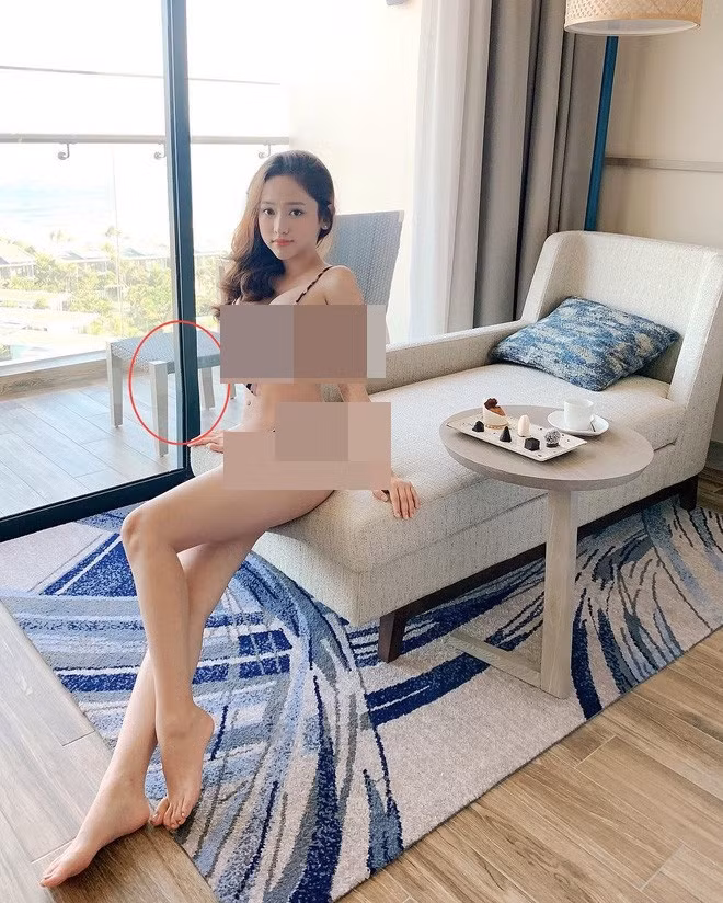 Bức ảnh mới nhất được hot girl Thúy Vi đăng tải lên Instagram cá nhân khiến nhiều người đứng hình vì thân hình quá đỗi bốc lửa. Nhưng dân tình chợt phát hiện ra có gì đó "sai sai" trong ảnh khi soi tới khung cửa mà cô nàng này ngồi cạnh đã bị méo.