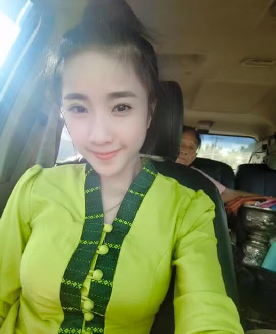 Nếu chỉ nhìn riêng gương mặt của Keota thì phần lớn mọi người đều nghĩ cô nàng này sở hữu vẻ bề ngoài khá ngọt ngào và dễ thương với đôi mắt to tròn, một chiếc mũi cao và gương mặt chuẩn hot girl.