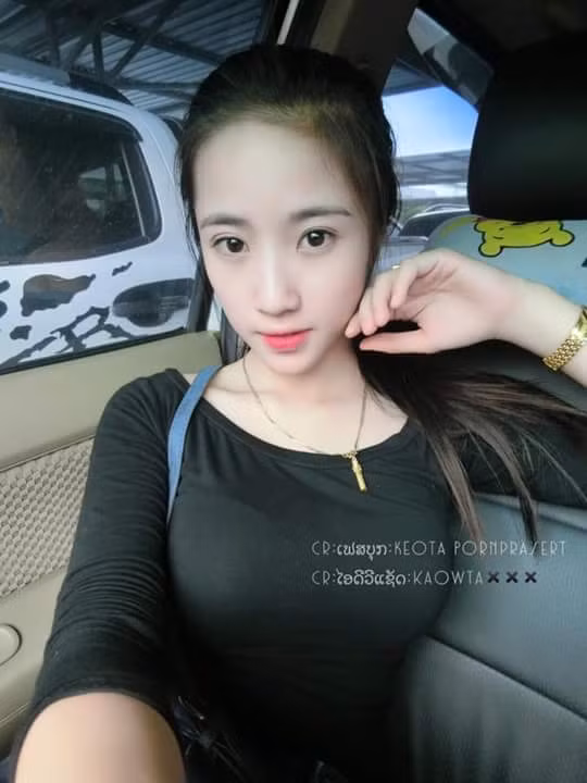 Ngắm nhìn vẻ đẹp kẹo ngọt nhưng có thân hình nóng bỏng của cô gái xinh đẹp đến từ Lào - Keota Pornprasert