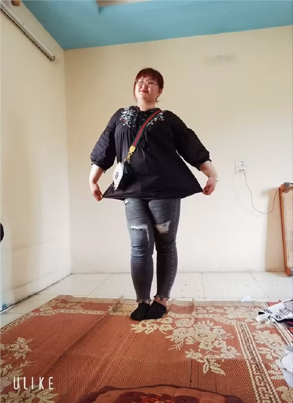 Nho dan mang ghep anh, co gai mum mim nhan cai ket 