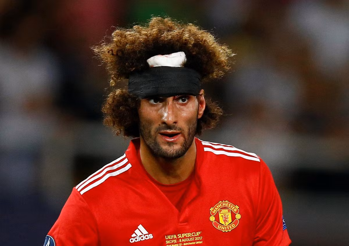 Động thái mới nhất của M.U nhằm giữ chân của Fellaini đó là tăng lương nhưng cầu thủ người Bỉ vẫn quyết dứt áo ra đi.