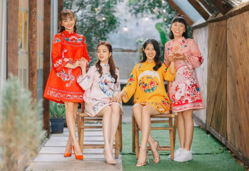 Biểu cảm duyên dáng của Trang Hí khiến cư dân mạng không khỏi phì cười.