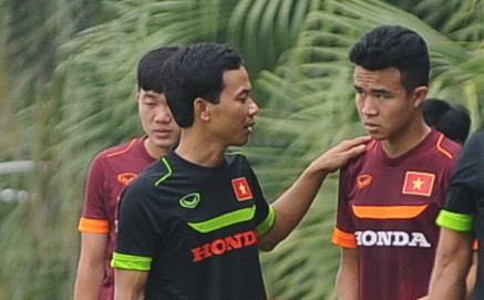 Hoàng Thanh Tùng gặp chấn thương nhưng đã bình phục nhanh để quay trở lại tập luyện. Vài ngày sau đó, Thanh Tùng đã bị tái phát chấn thương trong khi luyện tập cùng các đồng đội. Đến giờ, cầu thủ này vẫn chưa thể quay trở lại tập luyện.