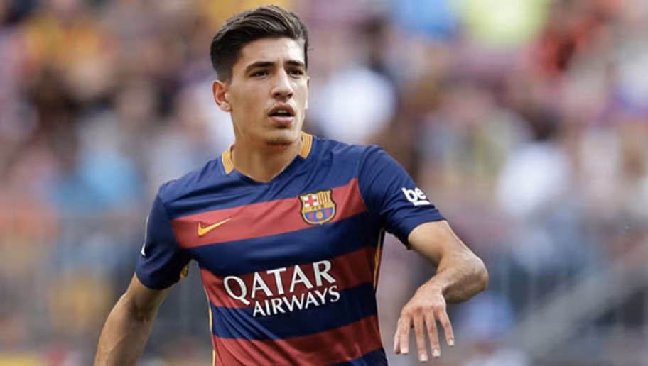Barca ra tối hậu thư cho Bellerin: Tờ Mundo Deportivo đưa tin Barca đã ra "tối hậu thư" cho thương vụ Bellerin của Arsenal. Hậu vệ người Tây Ban Nha vừa ký hợp đồng mới với Pháo thủ hồi tháng 10 năm ngoái nhưng rất khó cưỡng lại lời mời hấp dẫn từ Barca. Ảnh: Mundo Deportivo