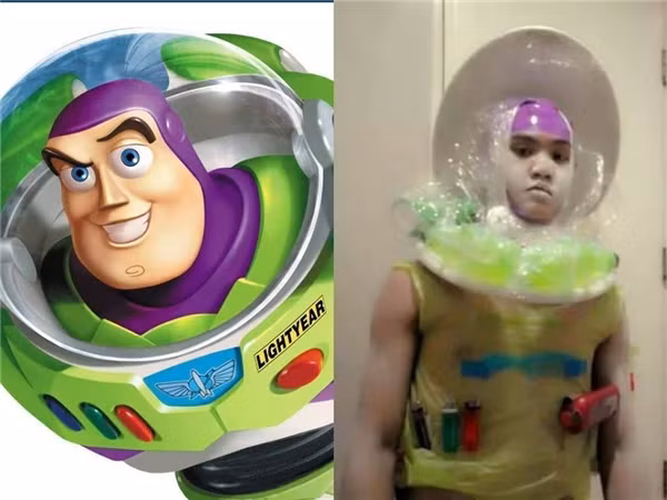 Buzz Lightyear của Toy Story phiên bản phao bơi và bao nilon.