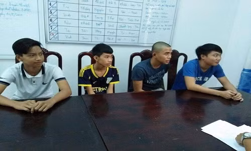 Tóm gọn nhóm trộm nhí hoành hành trên bãi biển Đà Nẵng Tom gon nhom trom nhi hoanh hanh tren bai bien Da Nang