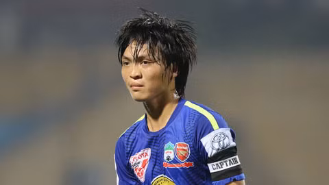 Tuan Anh sang Nhat Ban doi dau voi Cong Phuong