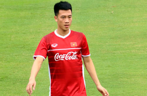 Tuyến giữa của các cầu thủ đội tuyển Việt Nam là vị trí được nhắc đến khá nhiều. Xuân Trường dù rất cố gắng nhưng trước Iran hùng mạnh, HLV Park Hang-seo sẽ ưu tiên những vị trí có thể tranh chấp tốt.