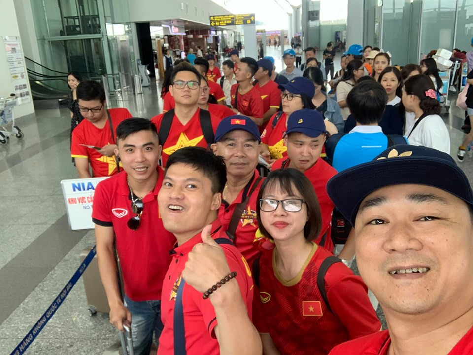 Tuyen VN co vien binh khung truoc tran gap Thai Lan-Hinh-2