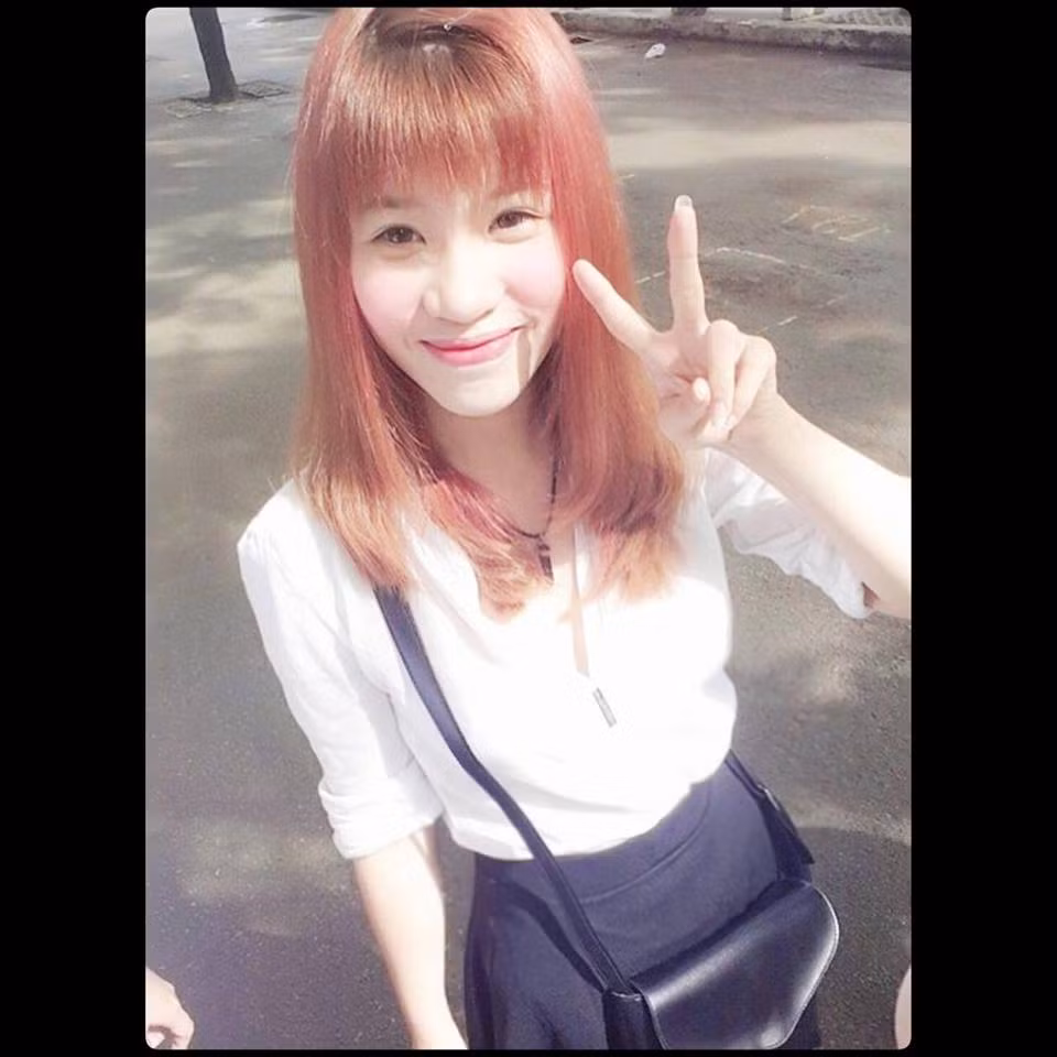 Ve dep, tai nang cua hot girl thu nhap khung