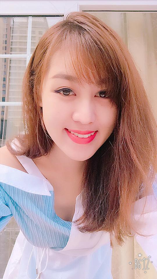 Cụ thể, cô gái đồn là "bồ nhí" Phó Bí thư Thanh Hóa có nickname là Trang Lana hay còn có tên thật là Nguyễn Thị Trang (26 tuổi, tạm trú tại phường Nam Ngạn, TP Thanh Hóa).