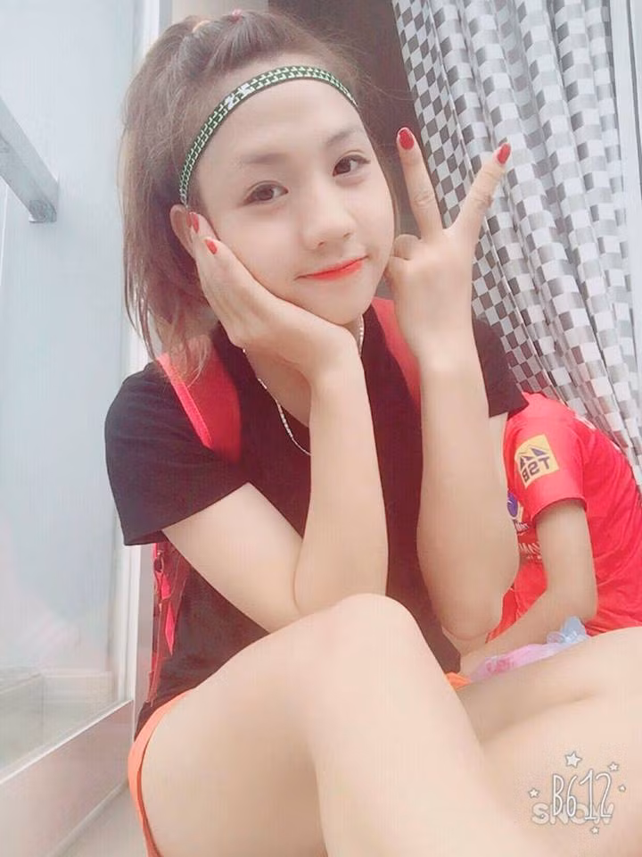 Trích lời tiền đạo Tuyết Dung cũng là đàn chị của Trần Thị Duyên nhận xét rằng: "Có thể nói em ấy tiến bộ so với lứa tuổi của mình và cũng là gương mặt nổi trội của bóng đá Việt Nam". Không ngẫu nhiên và Quả bóng vàng của bóng đá nữ Việt Nam lại nhận xét người đàn em mình như vậy, bởi thực sự Duyên quá tài năng và xinh đẹp.