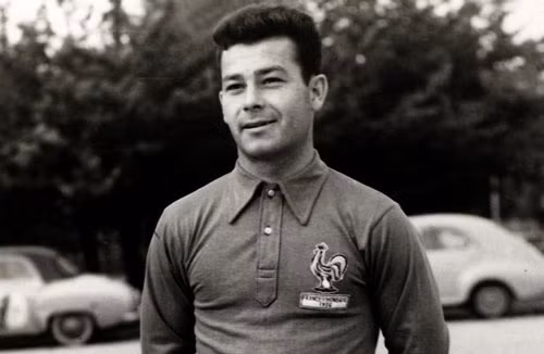 4. Just Fontaine (ĐT Pháp, 13 sau 6 trận tại World Cup 1958).