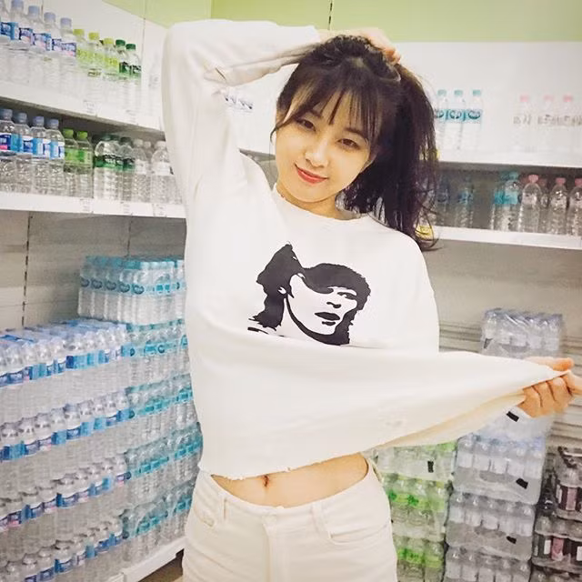 "Nong nguoi" truoc ve dep mon mon cua co gai 9X Han Quoc