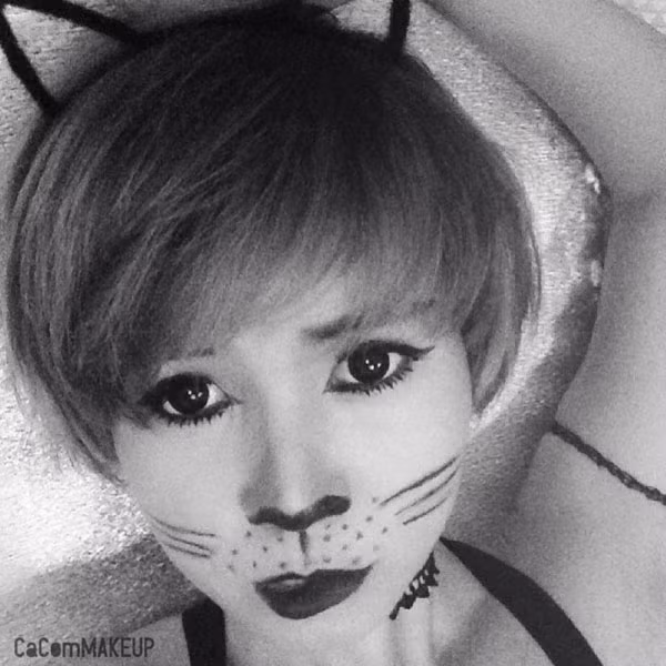 Cùng ngắm những khuôn mặt Halloween đáng sợ nhưng hết sức có hồn của cô bạn 9X Hà thành với nickname Cá Cơm. Ảnh trong bài: FBNV.