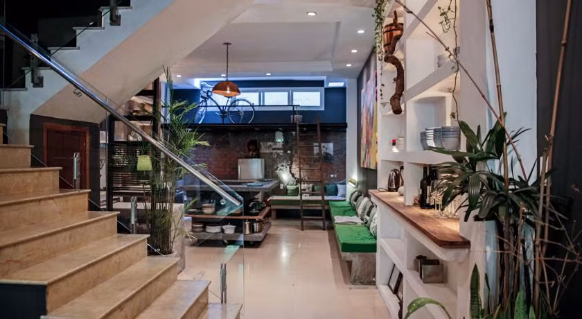 Ngoài ra, The Common còn có một khoảng không gian sinh hoạt chung là bếp và sân thượng để bạn có thể quây quần nấu nướng hay chơi boardgame với bạn bè.