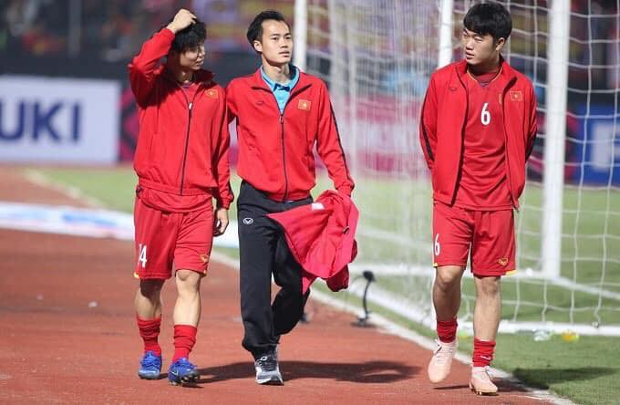 Dù khó khăn đang đến với Văn Toàn, nhưng tất cả cùng nhau chia sẻ, yêu thương như anh em trong một gia đình và đó là tập thể ĐTQG Việt Nam tại AFF Cup 2018.