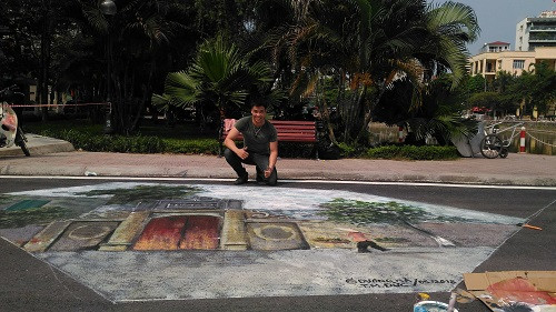 Đây là tác phẩm của tập thể các họa sĩ với nội dung chủ đạo là những nét riêng biệt chỉ Hà Nội mới có.