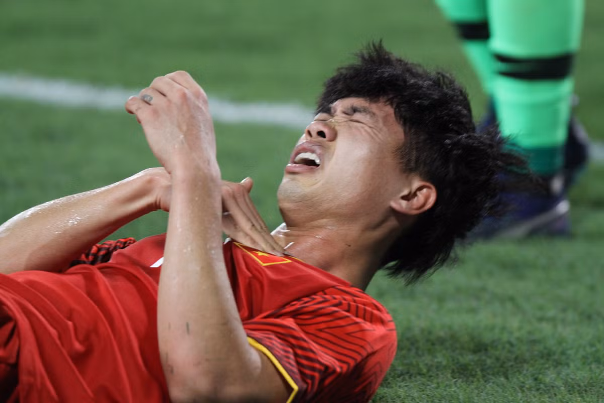 Không chỉ trực tiếp ghi bàn, Công Phượng được HLV Park Hang-seo sử dụng như quân bài để "quấy rối" hàng phòng ngự đối phương để cho các đồng đội bên trong có cơ hội tiếp cận khung thành.