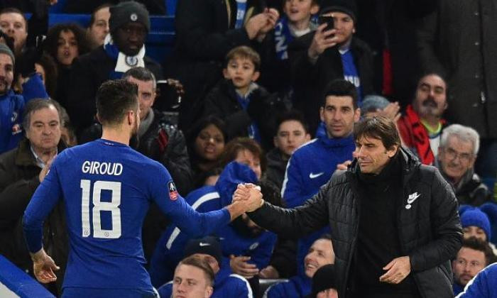 Thông tin từ The Sun, Olivier Giroud vào thời điểm này cũng không hề thiếu những sự lựa chọn cho bến đỗ mới nếu như muốn rời Chelsea. Điểm đến chân sút người Pháp có thể tới đó là Inter Milan.