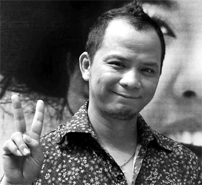 Dù từng thử sức với vai chính diện song cứ nhắc tới Anh Tuấn, khán giả sẽ nghĩ ngay đến những nhân vật côn đồ, phản diện. Các vai phản diện của anh trong Những ngọn nến trong đêm, Nhà có nhiều cửa sổ, Chú bé mất tích... đều để lại ấn tượng khó phai với khán giả truyền hình. Ảnh: NVCC