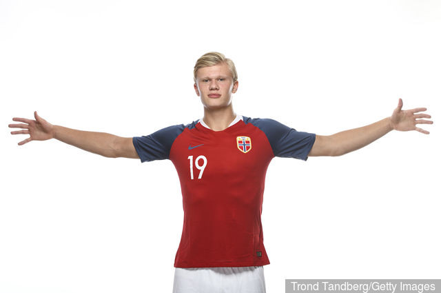 Nguồn tin từ Na Uy cho hay, MU đã đạt thỏa thuận sơ bộ với thần đồng Isak Hansen-Aaroen.
