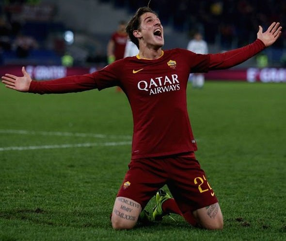 Chuyển nhượng bóng đá từ Mirror, HLV Unai Emery và Giám đốc bóng đá Arsenal, Raul Sanllehi đã có nhiều cuộc đàm phán với Claudio Vigorelli, đại diện của ngôi sao AS Roma, Nicolo Zaniolo.