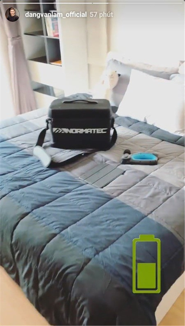 Mới đây, cặp đôi Lâm Tây và Yến Xuân lại tiếp tục gây chú ý khi cùng lúc đăng ảnh phòng ngủ và giường ngủ y hệt nhau ở phần Story Instagram.