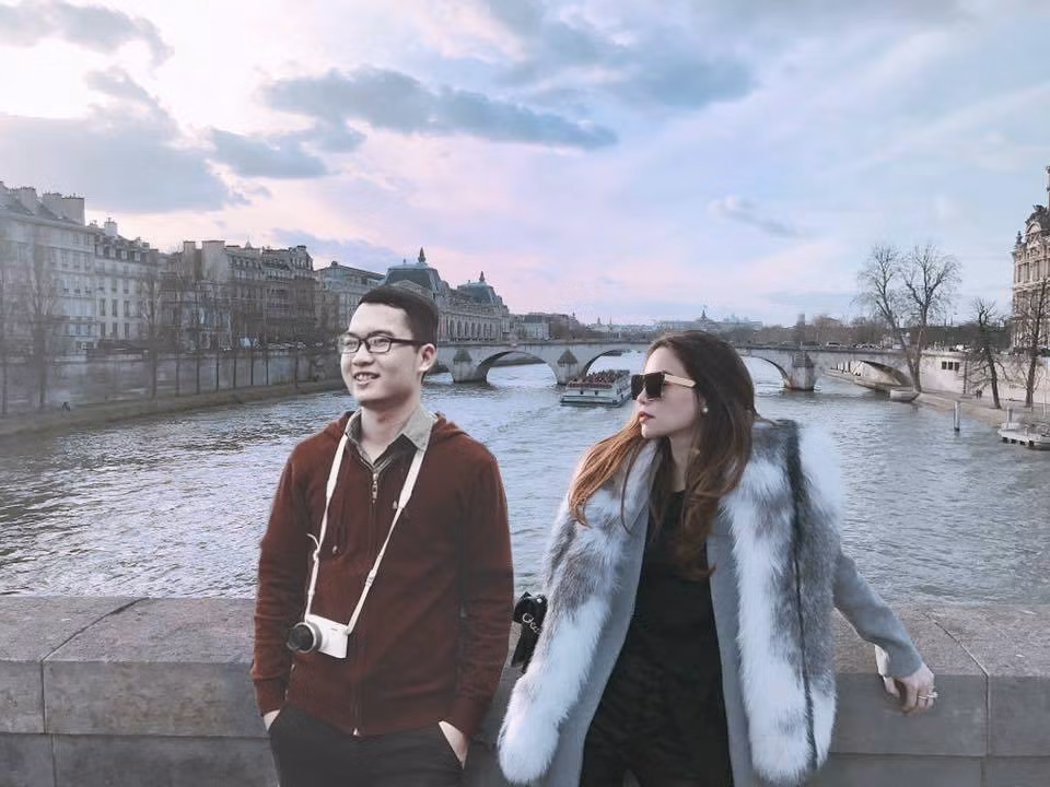 Từ trong nước tới nước ngoài, Dương Minh Hân kè kè bên thần tượng của mình trong bộ ảnh mới được đăng tải. Ảnh sử dụng trong bài: Dương Minh Hân.