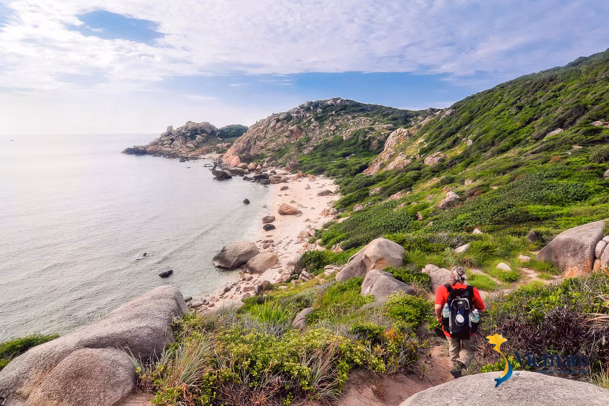 Với nhiều người, đặc biệt là dân phượt, được đặt chơi tới tất cả các điểm cực ở Việt Nam là điều hết sức tự hào. Ảnh: Hachi8.