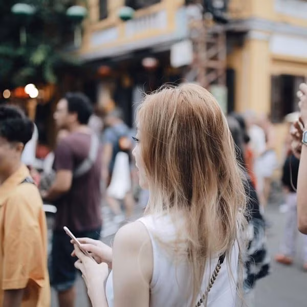 Cùng gửi lời chúc mừng đến Thái Vũ và Nguyễn Hằng.