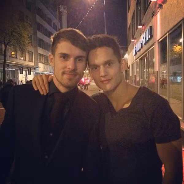 Từ 2014 tới nay, anh chơi cho Bangkok United. Mika Chunuonsee từng khoác áo đội U17 xứ Wales và chơi khá thân với Aaron Ramsey, tiền vệ nổi tiếng của Arsenal và ĐT xứ Wales, nhưng vào năm 2015, anh đã quyết định khoác áo ĐT Thái Lan theo tiếng gọi của HLV Kiatisak.