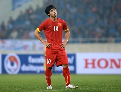 Công Phượng là hạt nhân bùng nổ của U23 Việt Nam trong trận đấu đầu tiên tại SEA Games 28. Chính kỹ thuật cá nhân tốt của Công Phượng đã làm khó các hậu vệ đối phương.