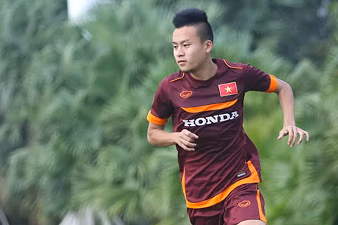 Huy Toàn là người rất có duyên với mảnh lưới của U23 Malaysia. Huy Toàn được HLV Miura cho nghỉ trận đấu với U23 Brunei. Với tốc độ và sức mạnh của mình, Huy Toàn có thể cho các hậu vệ cánh của đối thủ "hít khói".