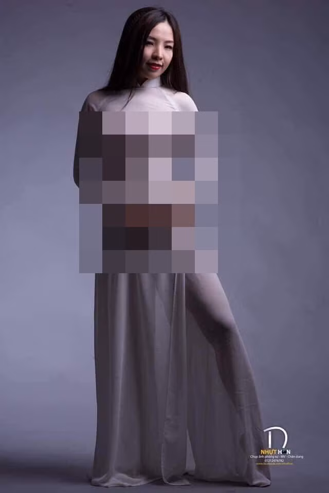 Nickname Bình Minh Trần chia sẻ: "Không hiểu mấy bác bảo nghệ thuật ở đâu? Nghệ thuật khoe ngực khoe mông hả? Người chụp hay người mẫu quả thực là không nghĩ trước gì cả, lòng hỏng hết cả cái thần của bộ áo dài truyền thống. Nhìn mà phát tởm".