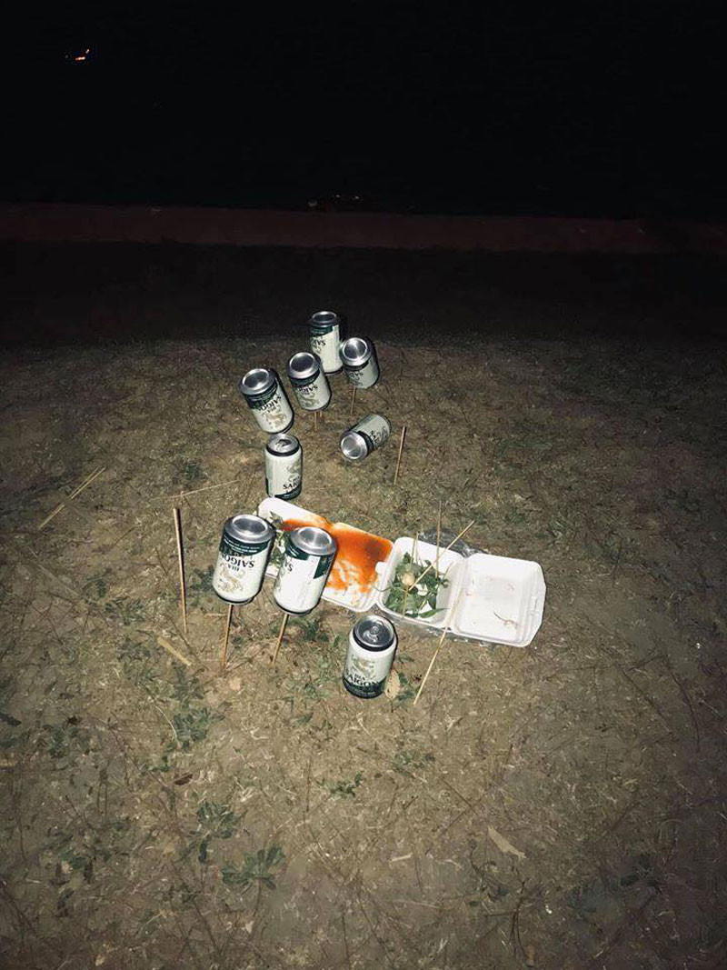 Trên một page của hội những người yêu du lịch Đà Lạt, những bức ảnh chụp lại cảnh tượng kinh hãi, khi quảng trường Lâm Viên và những khu vực xung quanh ngập chìm trong rác khiến nhiều người ngao ngán.