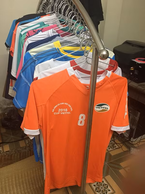 Ngay sau khi xuất hiện, loạt bằng chứng "tố" cánh mày râu cũng nhiều đồ chẳng thua kém ai được hội chị em nhiệt liệt hưởng ứng.