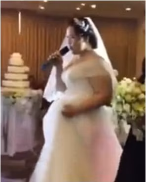 Cặp vợ chồng trẻ ngay sau đó đã nhận được rất nhiều những lời khen tặng và chúc phúc từ người dùng mạng.