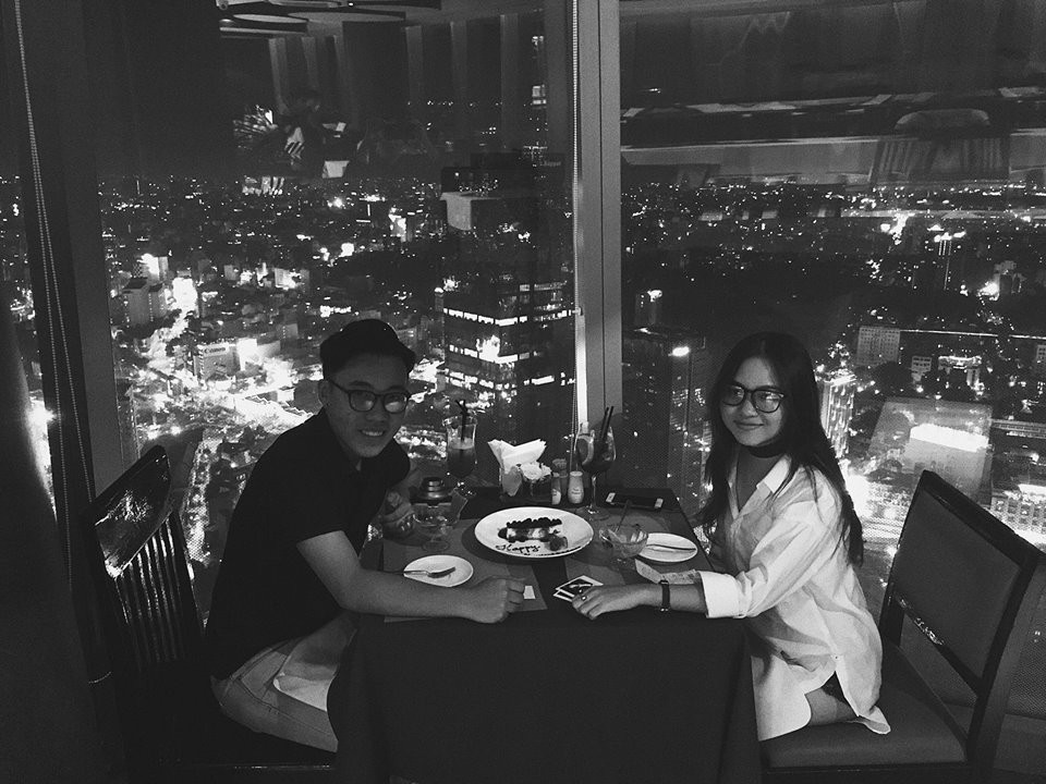 Khi nhận được love coupons, Hồng Ngọc rất vui nhưng không bất ngờ vì bình thường, bạn trai cũng hay mang đến cho cô những điều lãng mạn nho nhỏ.