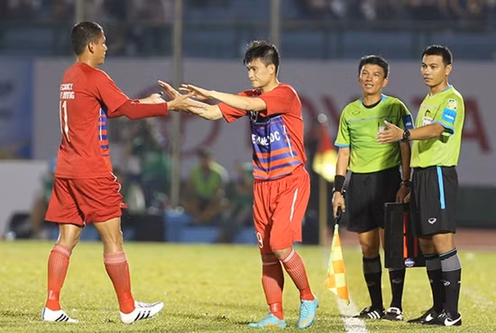 Cong Vinh, Trong Hoang giup Becamex Binh Duong vui dap Thanh Hoa?-Hinh-2