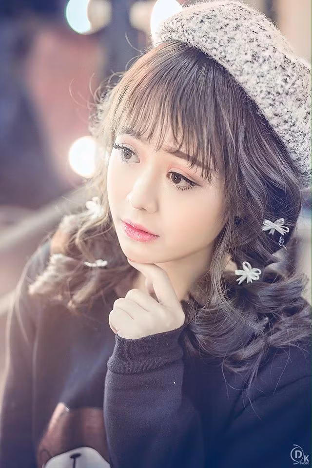 Vẻ xinh đẹp của nữ sinh 9X trường Du lịch - Trần Vân Anh. Ảnh: FBNV.