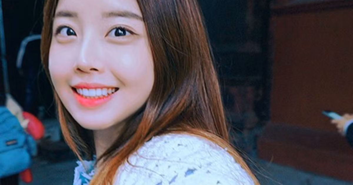 Nhưng may mắn đã mỉm cười với cô gái này, chỉ sau 5 thắng khởi nghiệp, cửa hàng online của Kim Su Kyung đã có một lượng khách không nhỏ và tiền lãi đã được 26.000 USD (tương đương với 500 triệu VNĐ).