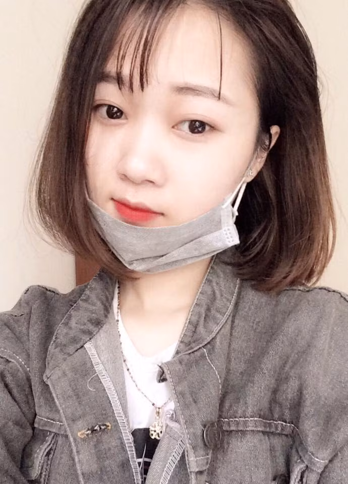 Đỗ Thị Nhàn thích tập gym, chơi cầu lông. 9X tiết lộ cô vẫn chưa có bạn trai. Mẫu người lý tưởng của nữ sinh là chàng trai hiền lành, biết quan tâm đến gia đình. Ảnh sử dụng trong bài: FBNV.