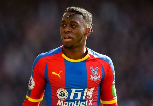 Arsenal đang có ý định chi đậm để chiêu mộ hậu vệ Aaron Wan-Bissaka, người đang được MU đưa vào tầm ngắm với cái giá sẵn sàng trả là 40 triệu USD.