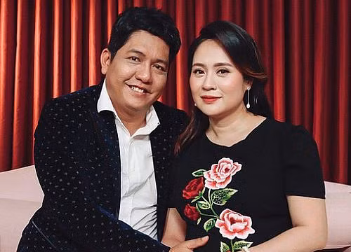 Duc Thinh uat uc vo doi xu voi minh nhu con trai