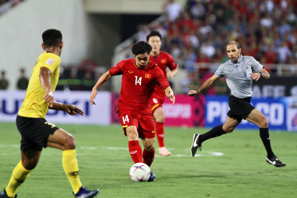 Cong Phuong, Anh Duc toa sang, DT Viet Nam thang gion gia 2-0-Hinh-4