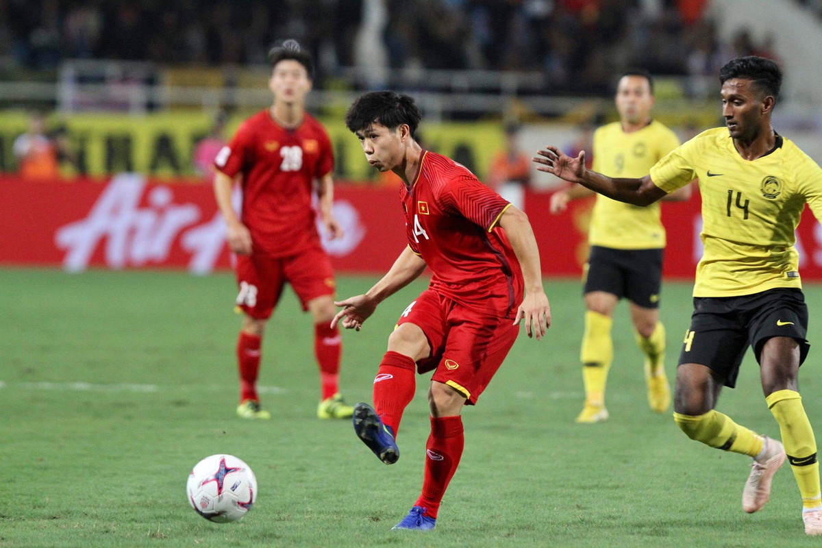 Cong Phuong, Anh Duc toa sang, DT Viet Nam thang gion gia 2-0-Hinh-7