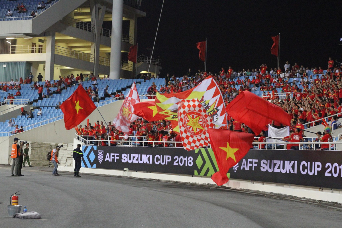 Cong Phuong, Anh Duc toa sang, DT Viet Nam thang gion gia 2-0-Hinh-9