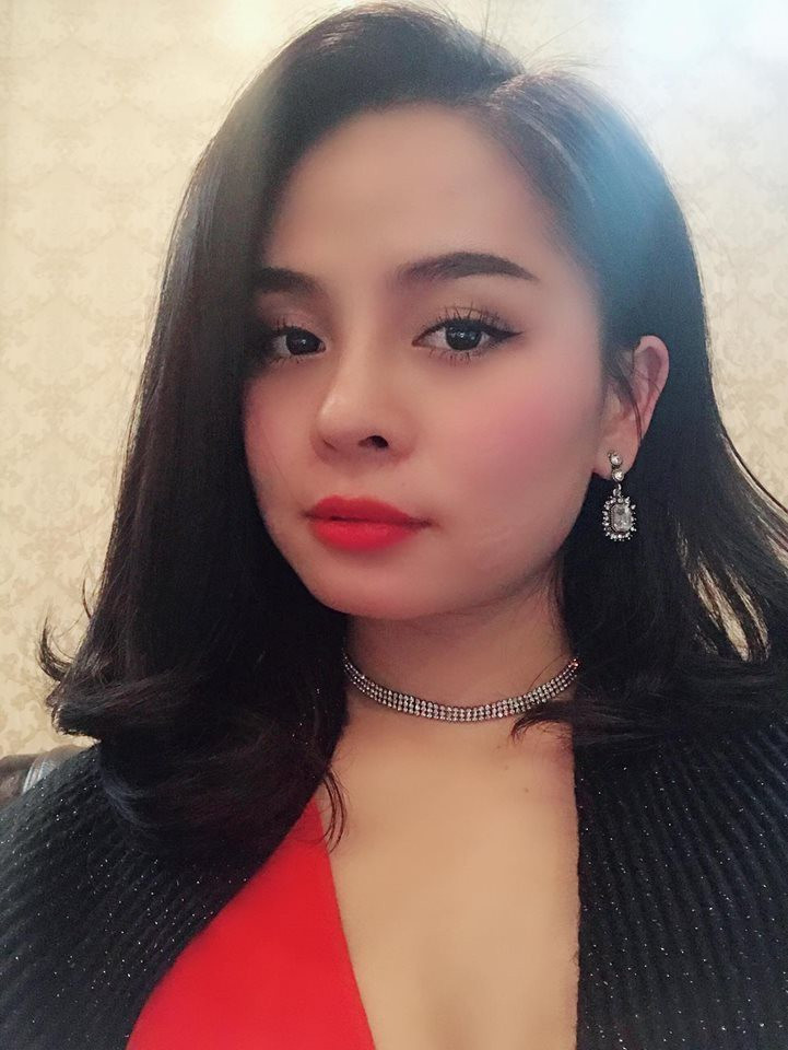 Sau khi phát hiện ra hiện tượng mạng Hoa Vinh cũng có một cô em gái đam mê ca hát, rất nhiều cư dân mạng đang chờ đợi phần kết hợp giữa hai anh em nhà này.