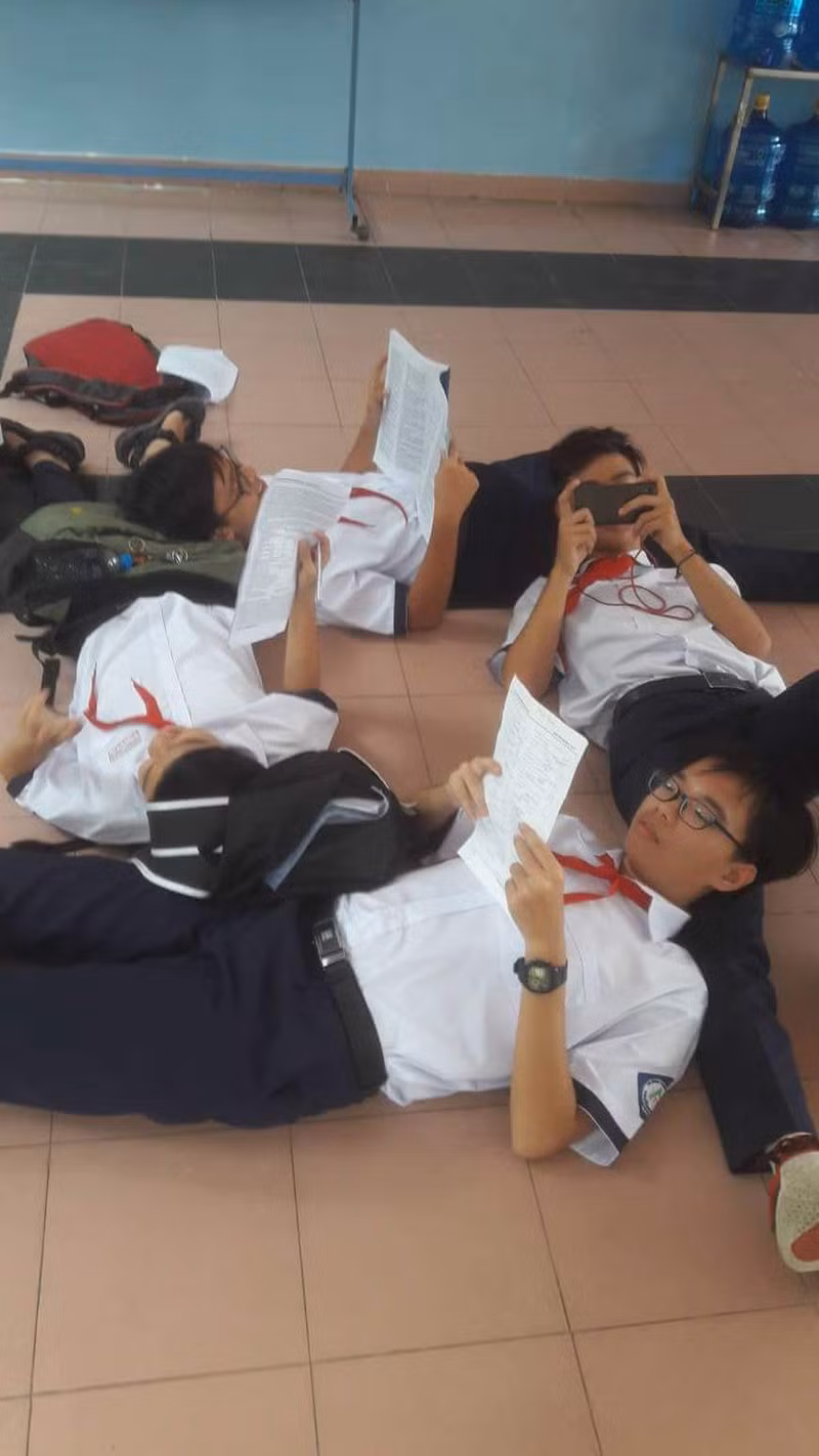 Dù chẳng rõ bắt nguồn từ đâu nhưng phải công nhận rằng, nhiều bạn trẻ cũng vô cùng thích thú.